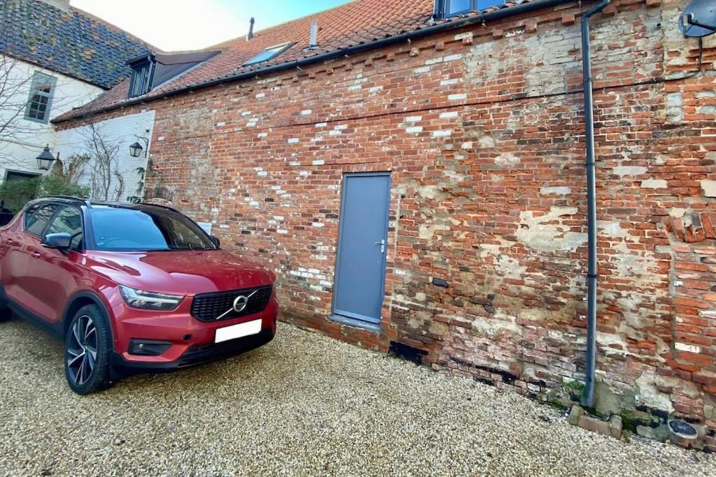The Old Barn Apartment Wells-next-the-Sea Exterior photo